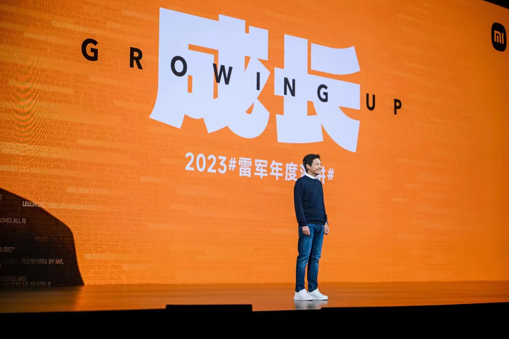 重识小米，雷军转动未来“增长飞轮”