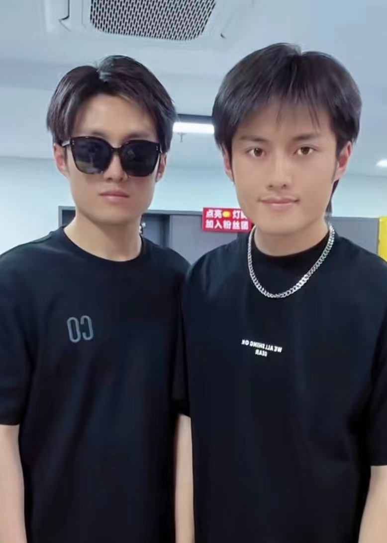模仿疯狂小杨哥，也可以疯狂带货