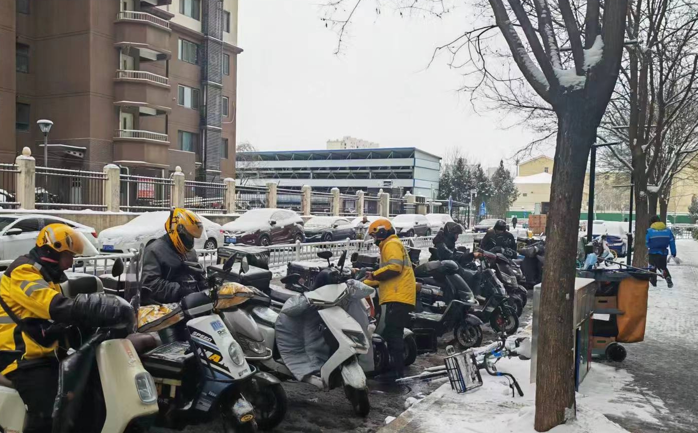 你猜北京路上的外卖小哥，冷不冷