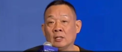 胖东来索赔100万元，“红内裤”事件女网红蹭流量的代价大了