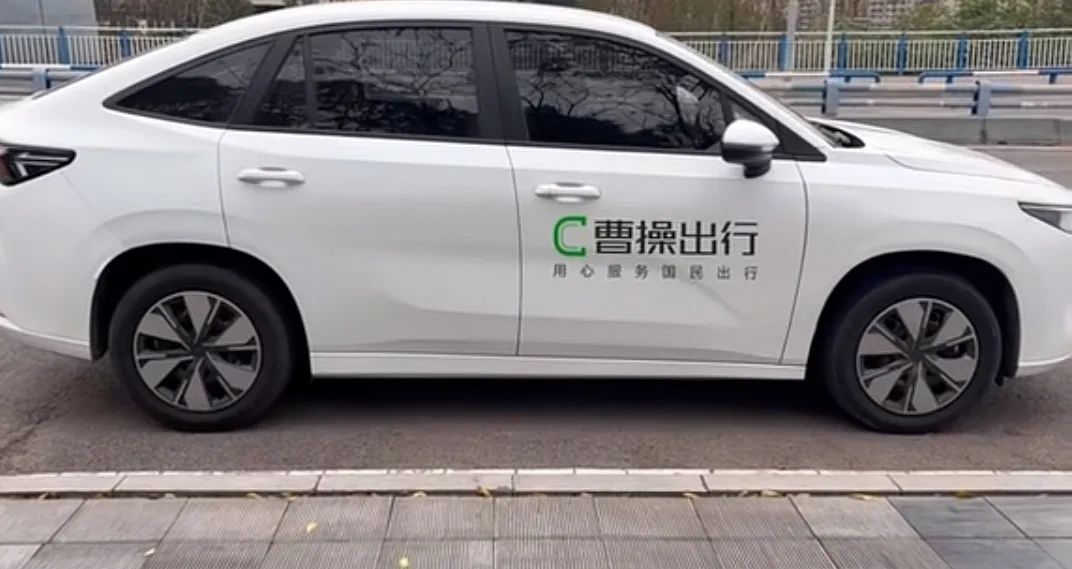 江浙沪“富二代”，亏钱养活46万司机