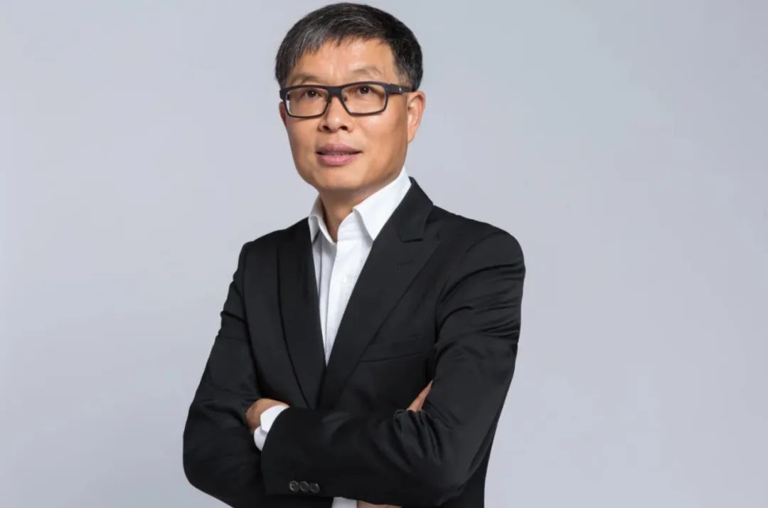 醉翁之意不在网红加班，美的董事长方洪波隔空喊话，究竟说给谁听？