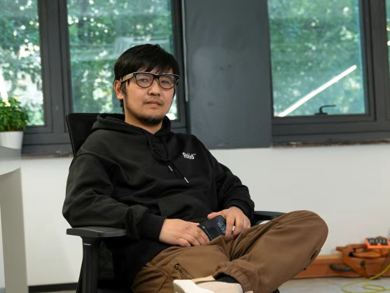 雷军怒赞的千亿生意，被这个理工男“截胡”了