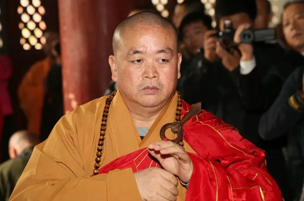 释永信的三重人设，一夜被彻底戳穿