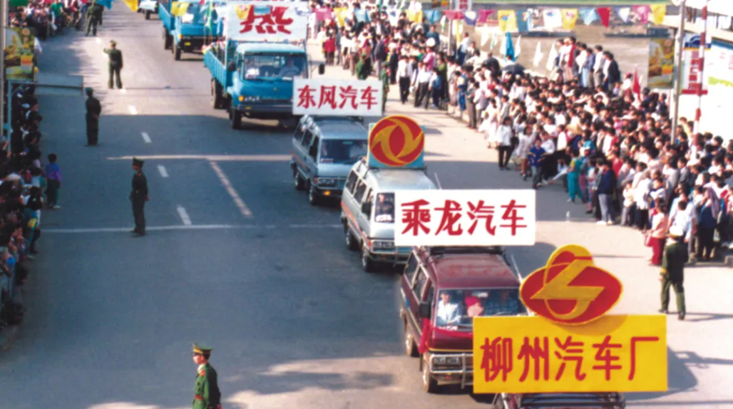 造乘龙卡车的，是群狠人
