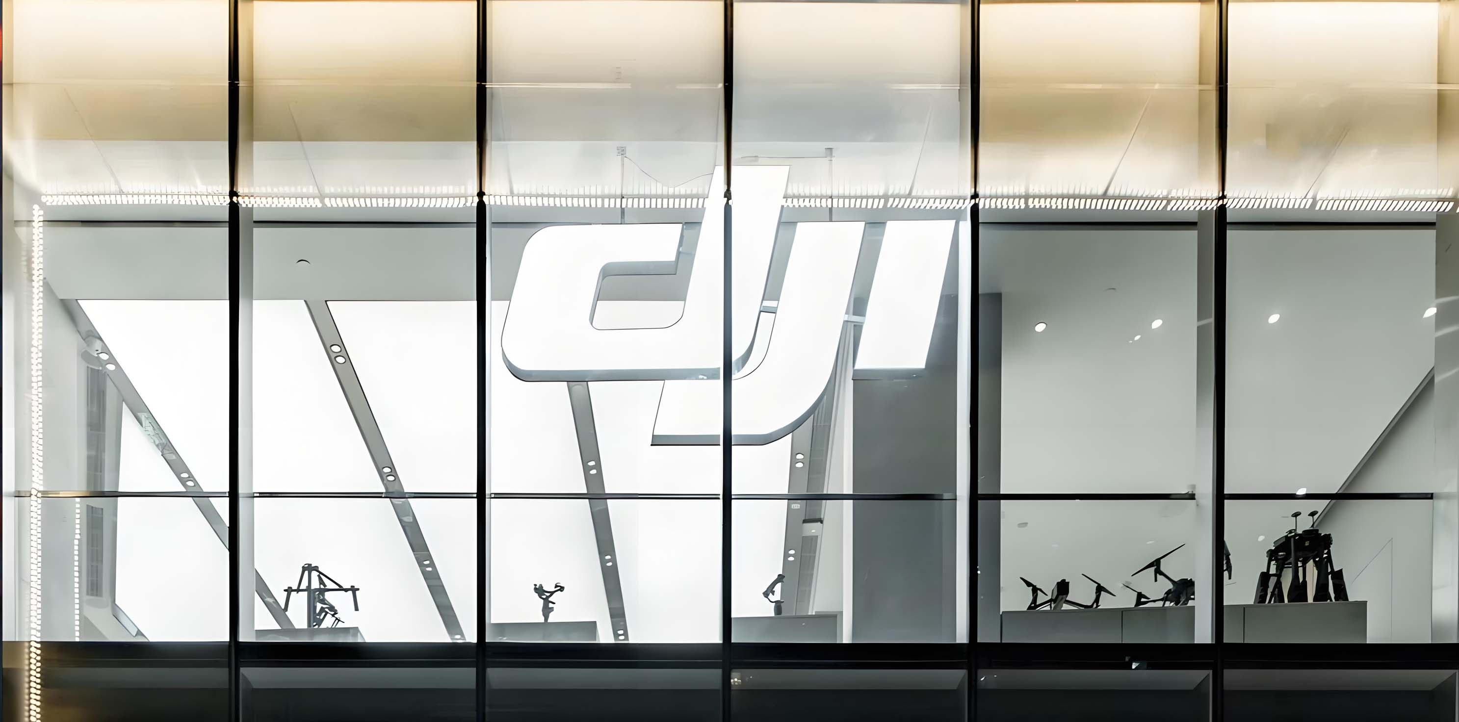 大疆多产品降价，消费无人机寡头也难逃“焦虑”？