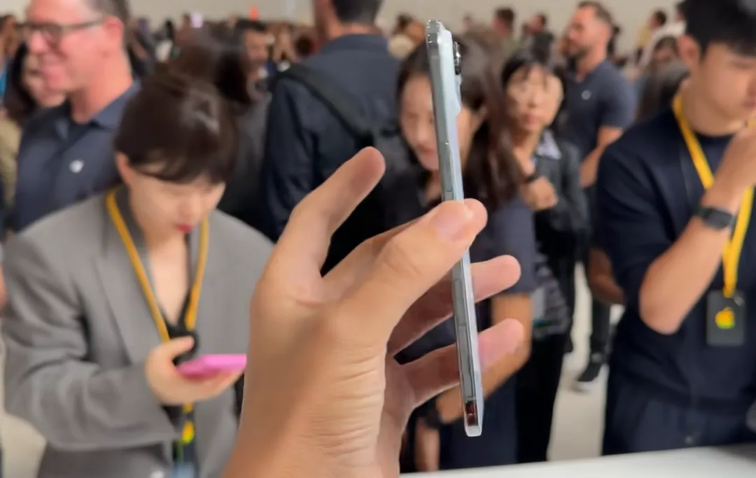 总挤牙膏的iPhone，这次终于开了个好头