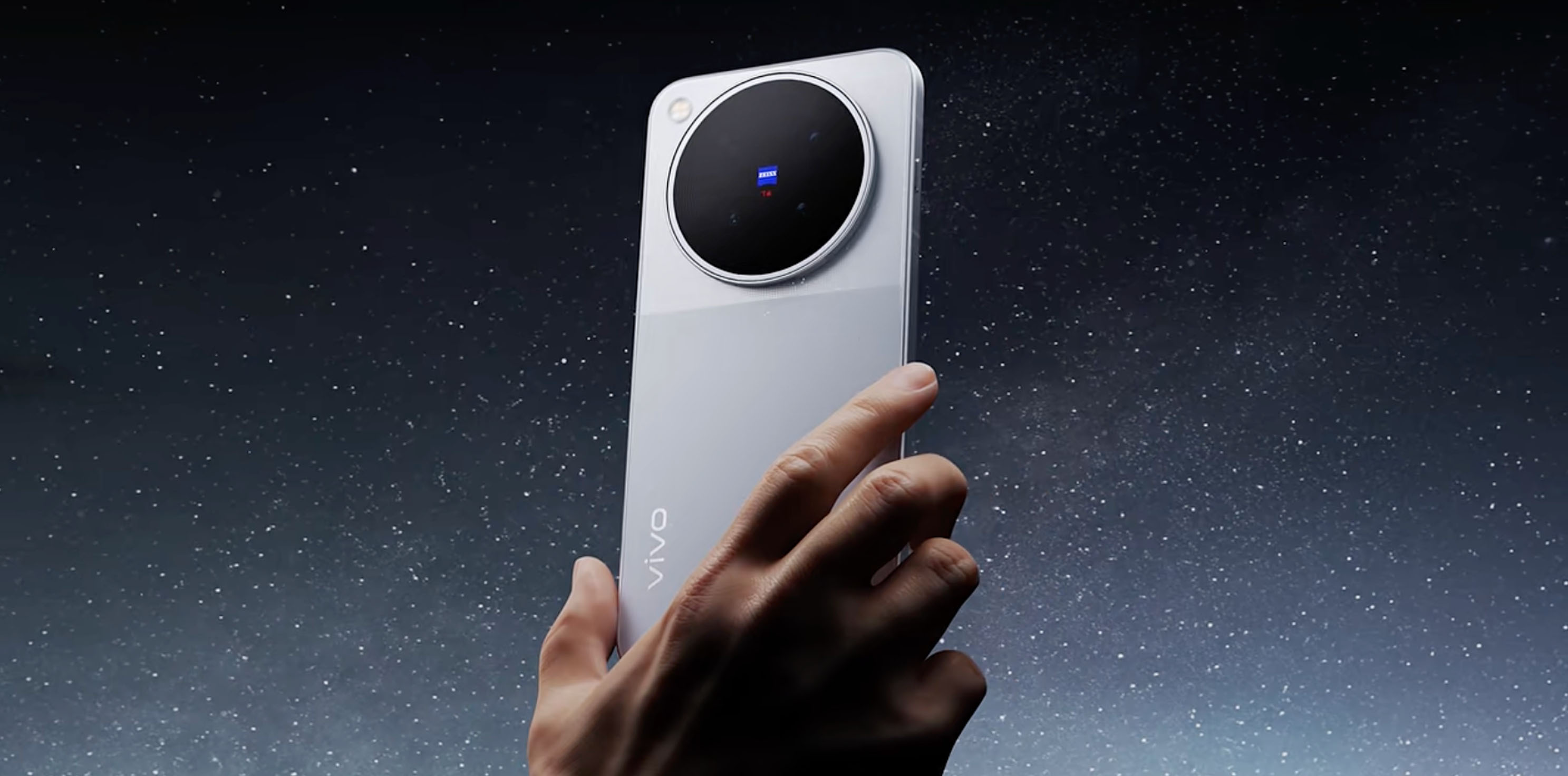 移动影像的“不可能三角”，被vivo X500系列打破了